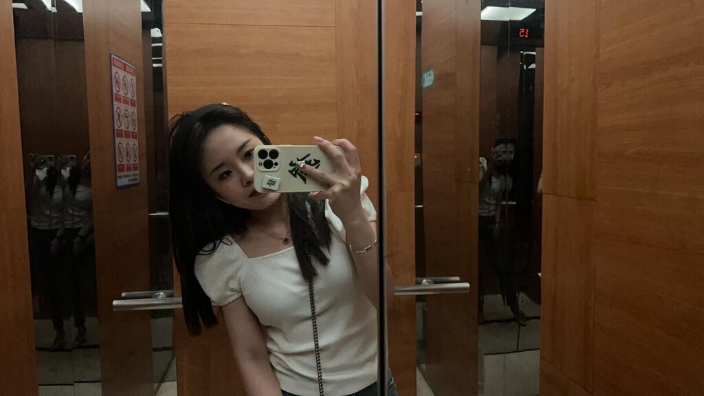 JenniferLola