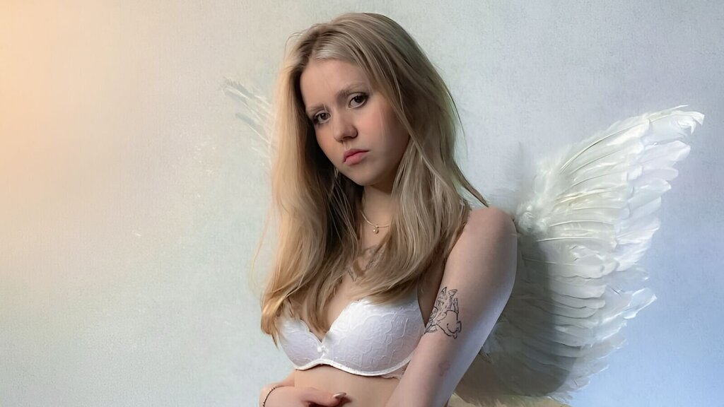 SparkleBlonde
