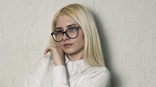 ElvinaFreison